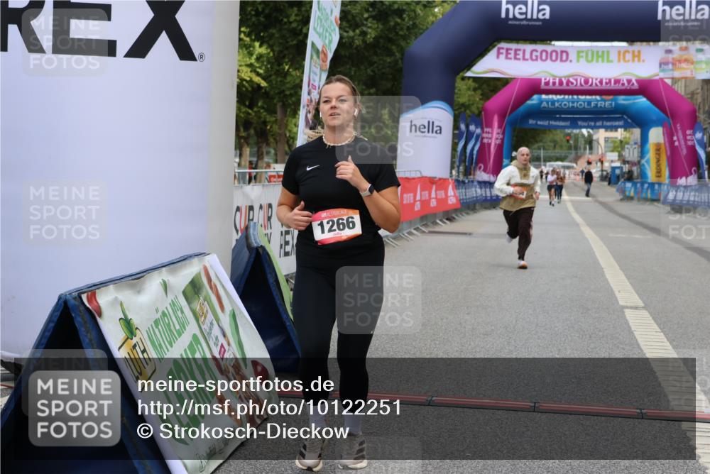 06.09.2026 - CURREX Alsterlauf Strokosch-Dieckow http://msf.ph/oto/10122251 06.09.2026 12:06:19 Ziel 1120, 1200, 1215, 1254, 1266 meine-sportfotos.de