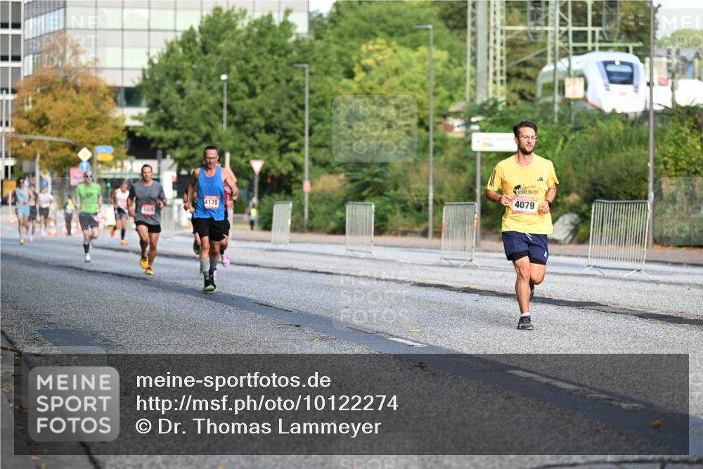 06.09.2026 - CURREX Alsterlauf Dr. Thomas Lammeyer http://msf.ph/oto/10122274 06.09.2026 09:37:23 Laufen 4175, 5429, 4079 meine-sportfotos.de