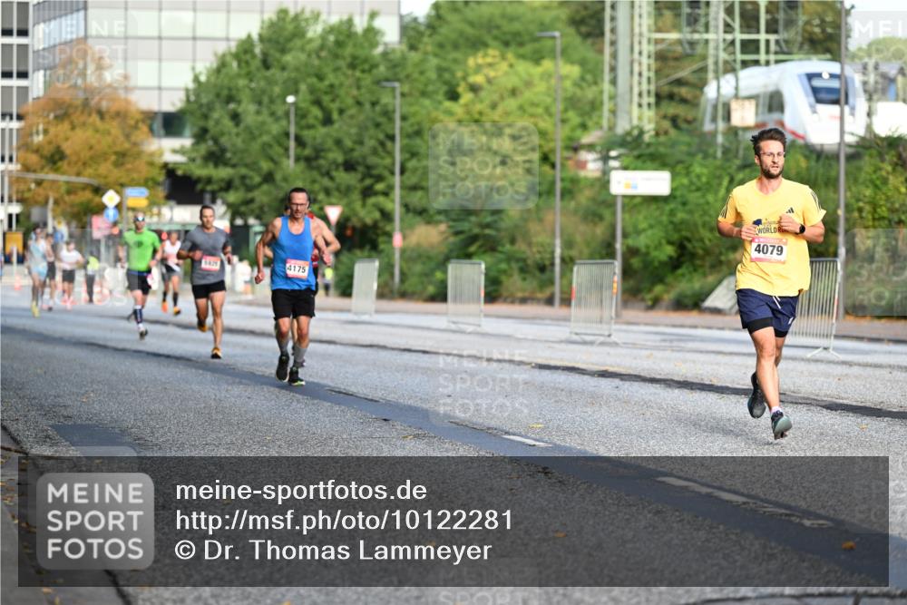 06.09.2026 - CURREX Alsterlauf Dr. Thomas Lammeyer http://msf.ph/oto/10122281 06.09.2026 09:37:24 Laufen 4175, 5429, 4079 meine-sportfotos.de