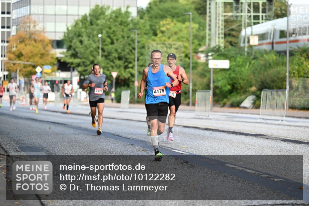 06.09.2026 - CURREX Alsterlauf Dr. Thomas Lammeyer http://msf.ph/oto/10122282 06.09.2026 09:37:26 Laufen 5925, 4175, 731 meine-sportfotos.de