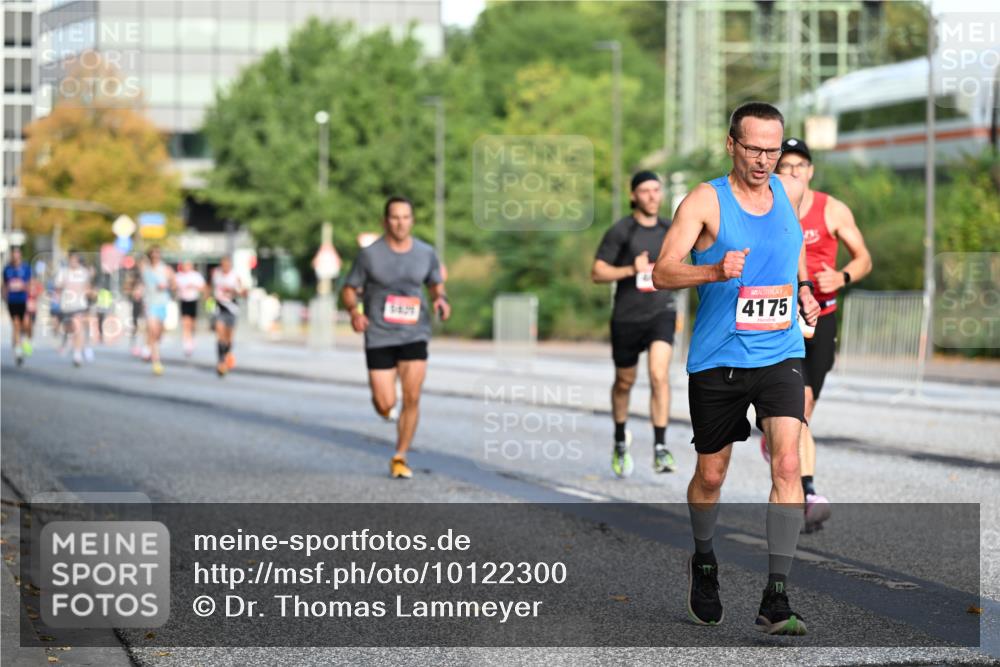 06.09.2026 - CURREX Alsterlauf Dr. Thomas Lammeyer http://msf.ph/oto/10122300 06.09.2026 09:37:28 Laufen 4175 meine-sportfotos.de