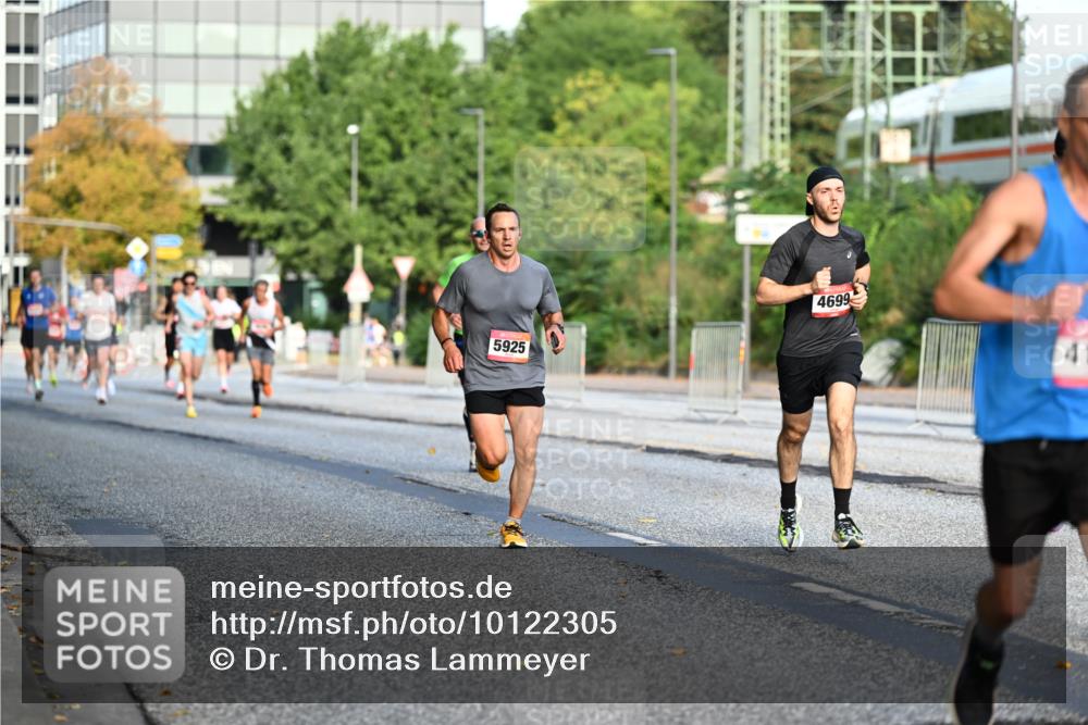 06.09.2026 - CURREX Alsterlauf Dr. Thomas Lammeyer http://msf.ph/oto/10122305 06.09.2026 09:37:29 Laufen 4699, 5925, 4 meine-sportfotos.de