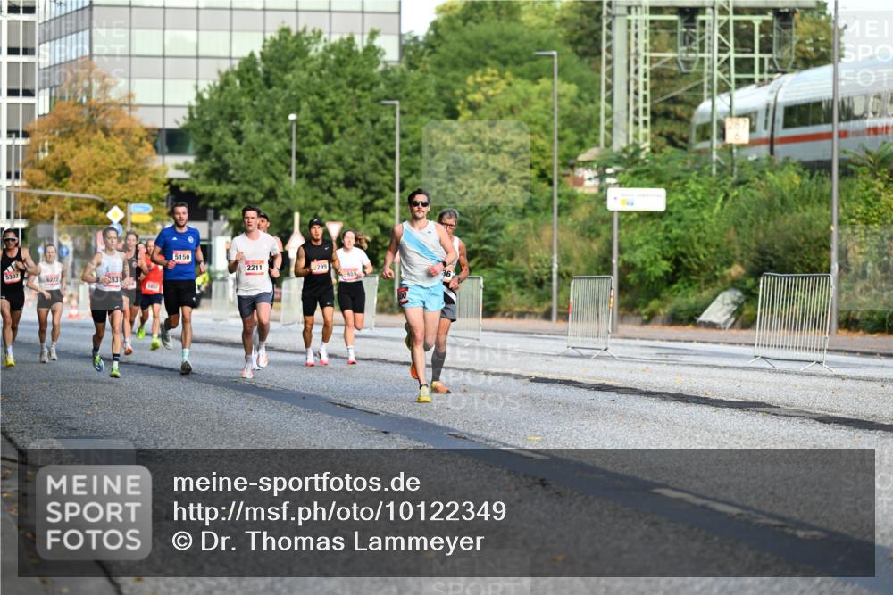 06.09.2026 - CURREX Alsterlauf Dr. Thomas Lammeyer http://msf.ph/oto/10122349 06.09.2026 09:37:34 Laufen 5302, 6222, 831, 5453, 5150, 2211, 299 meine-sportfotos.de