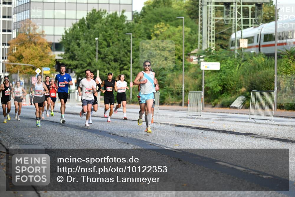 06.09.2026 - CURREX Alsterlauf Dr. Thomas Lammeyer http://msf.ph/oto/10122353 06.09.2026 09:37:34 Laufen 53020, 6222, 2831, 5150, 2211, 2299 meine-sportfotos.de