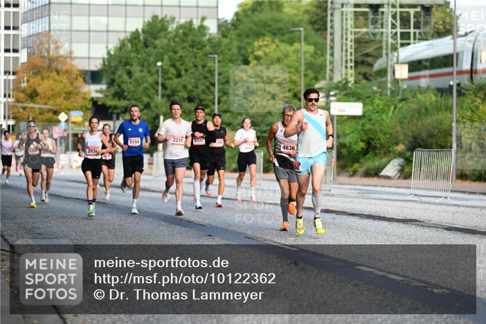 06.09.2026 - CURREX Alsterlauf Dr. Thomas Lammeyer http://msf.ph/oto/10122362 06.09.2026 09:37:35 Laufen 5150, 2211, 5322, 299, 5989, 5302, 283, 4636, 00 meine-sportfotos.de