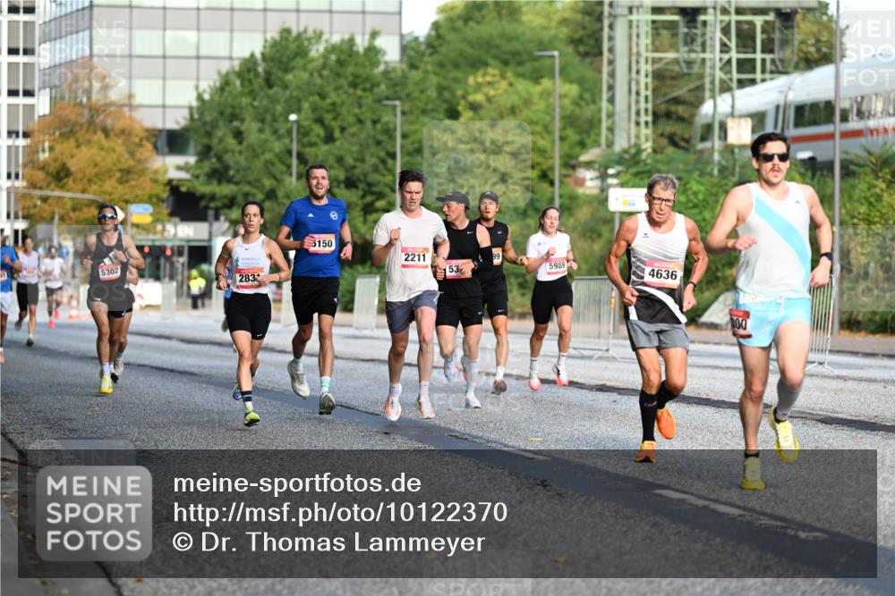 06.09.2026 - CURREX Alsterlauf Dr. Thomas Lammeyer http://msf.ph/oto/10122370 06.09.2026 09:37:37 Laufen 5302, 283, 5150, 2211, 99, 53, 5989, 4636, 00 meine-sportfotos.de