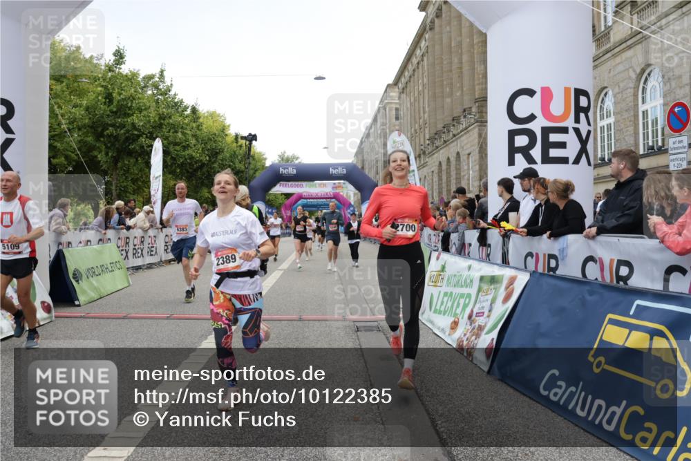 06.09.2026 - CURREX Alsterlauf Yannick Fuchs http://msf.ph/oto/10122385 06.09.2026 10:02:15 Ziel 2147, 2389, 2513, 2700, 3090, 3613, 3728, 3800, 4097, 4459, 4734, 4872, 5109, 5485, 5539, 5540, 5728, 5772, 6207, 6383, 8175 meine-sportfotos.de