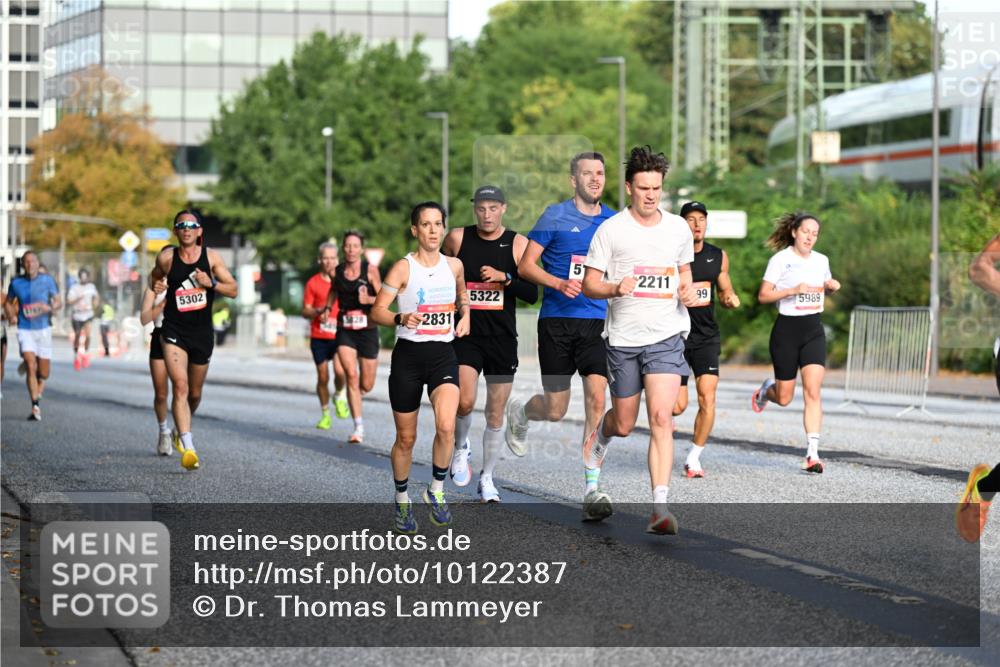 06.09.2026 - CURREX Alsterlauf Dr. Thomas Lammeyer http://msf.ph/oto/10122387 06.09.2026 09:37:38 Laufen 5, 5302, 5322, 5828, 2831, 2211, 99, 5989 meine-sportfotos.de