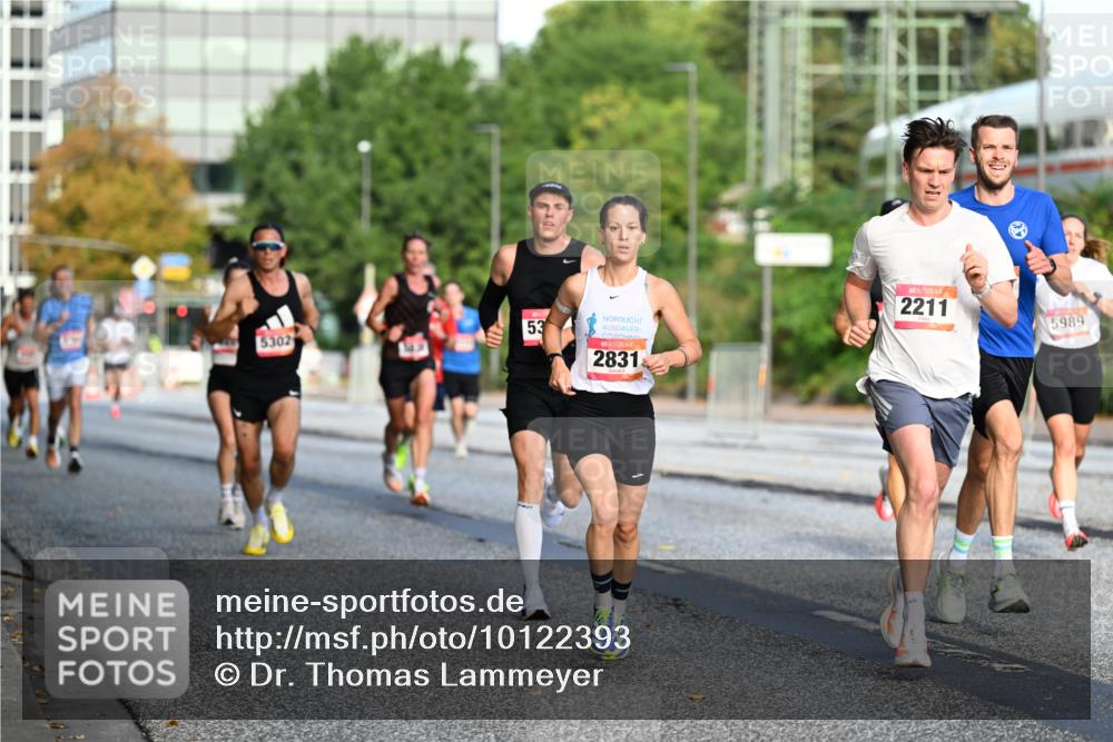06.09.2026 - CURREX Alsterlauf Dr. Thomas Lammeyer http://msf.ph/oto/10122393 06.09.2026 09:37:39 Laufen 5302, 53, 2831, 2211, 5989 meine-sportfotos.de