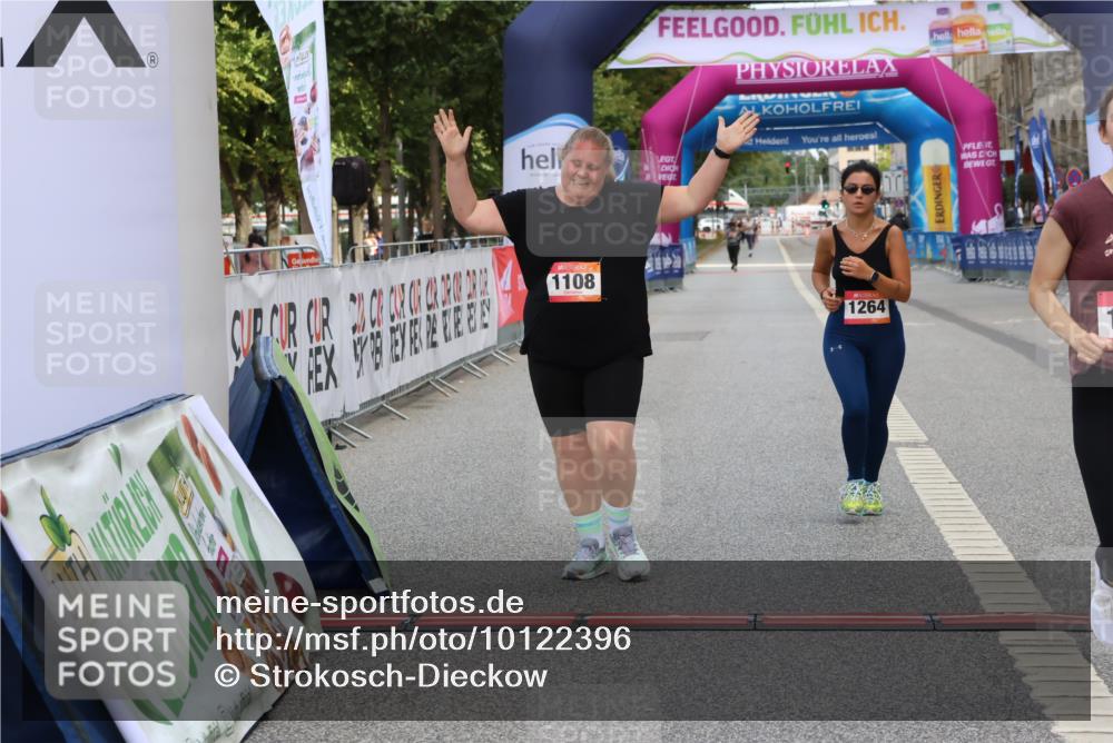 06.09.2026 - CURREX Alsterlauf Strokosch-Dieckow http://msf.ph/oto/10122396 06.09.2026 12:06:50 Ziel 1108, 1261, 1262 meine-sportfotos.de