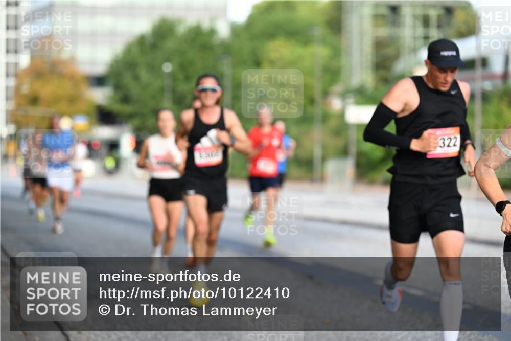 06.09.2026 - CURREX Alsterlauf Dr. Thomas Lammeyer http://msf.ph/oto/10122410 06.09.2026 09:37:41 Laufen 322 meine-sportfotos.de