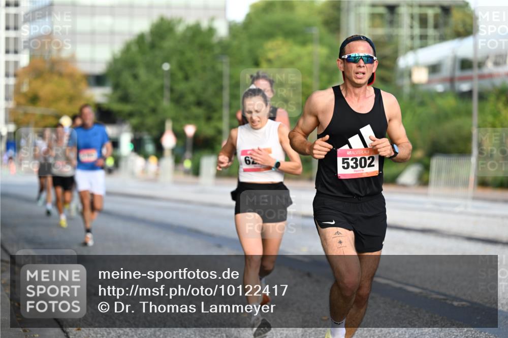06.09.2026 - CURREX Alsterlauf Dr. Thomas Lammeyer http://msf.ph/oto/10122417 06.09.2026 09:37:42 Laufen 62, 5302 meine-sportfotos.de