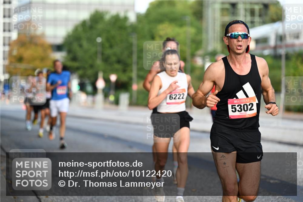 06.09.2026 - CURREX Alsterlauf Dr. Thomas Lammeyer http://msf.ph/oto/10122420 06.09.2026 09:37:43 Laufen 6222, 5302 meine-sportfotos.de