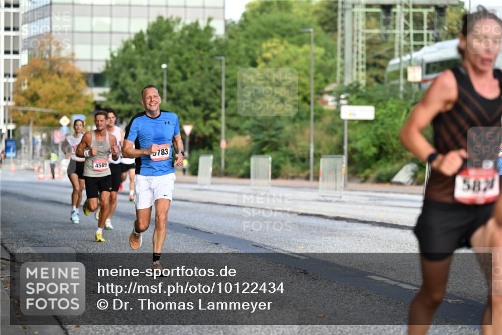 06.09.2026 - CURREX Alsterlauf Dr. Thomas Lammeyer http://msf.ph/oto/10122434 06.09.2026 09:37:44 Laufen 4569, 783, 5821 meine-sportfotos.de