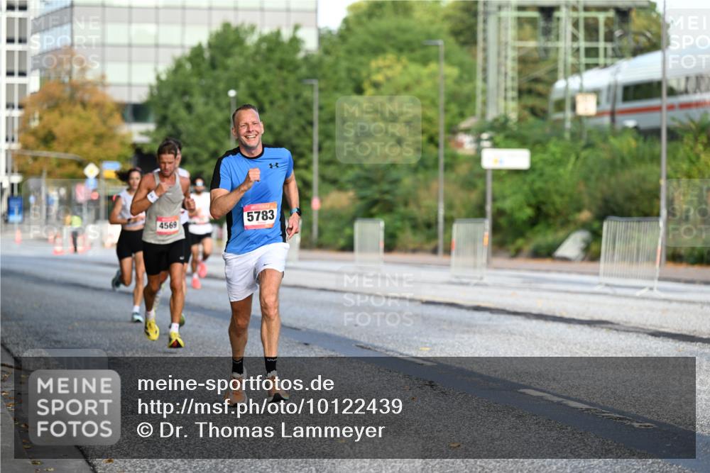 06.09.2026 - CURREX Alsterlauf Dr. Thomas Lammeyer http://msf.ph/oto/10122439 06.09.2026 09:37:44 Laufen 4569, 5783 meine-sportfotos.de