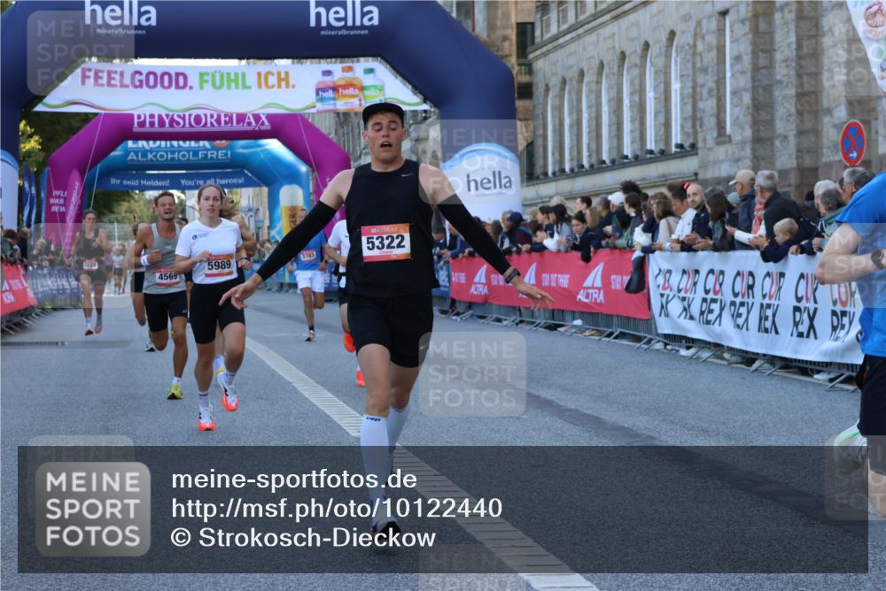 06.09.2026 - CURREX Alsterlauf Strokosch-Dieckow http://msf.ph/oto/10122440 06.09.2026 09:40:15 Ziel 2299, 2831, 3300, 4569, 5150, 5302, 5322, 5399, 5783, 5925, 5989, 6026, 6222 meine-sportfotos.de