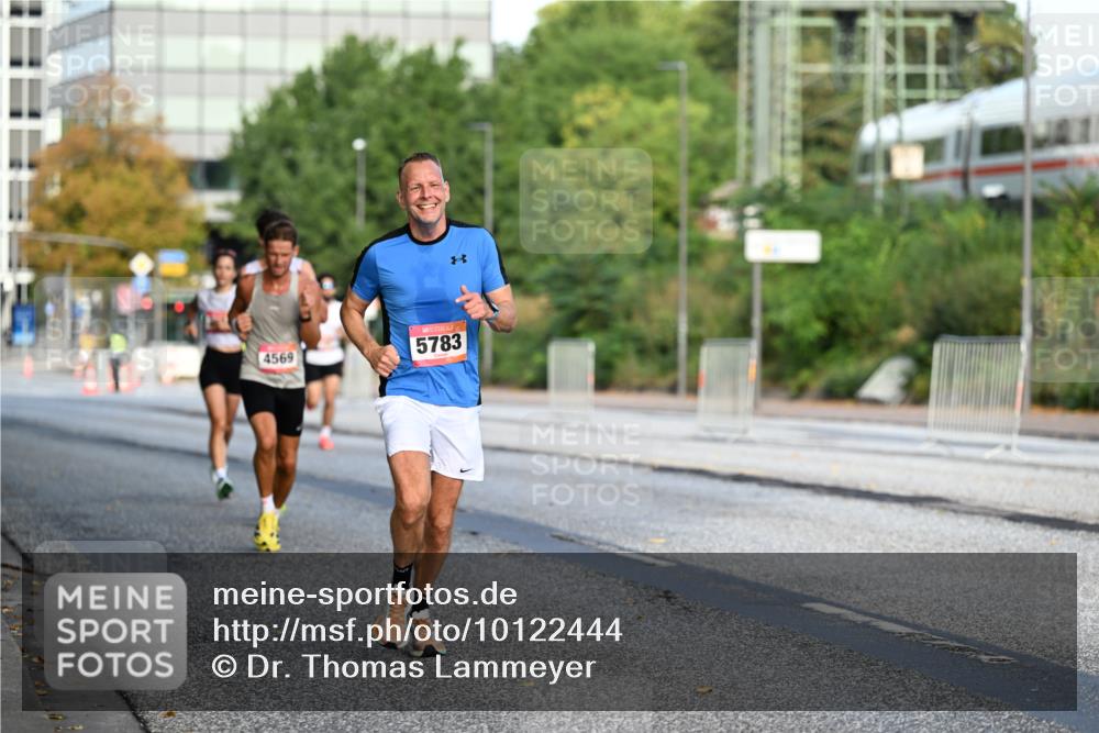06.09.2026 - CURREX Alsterlauf Dr. Thomas Lammeyer http://msf.ph/oto/10122444 06.09.2026 09:37:45 Laufen 4569, 5783 meine-sportfotos.de