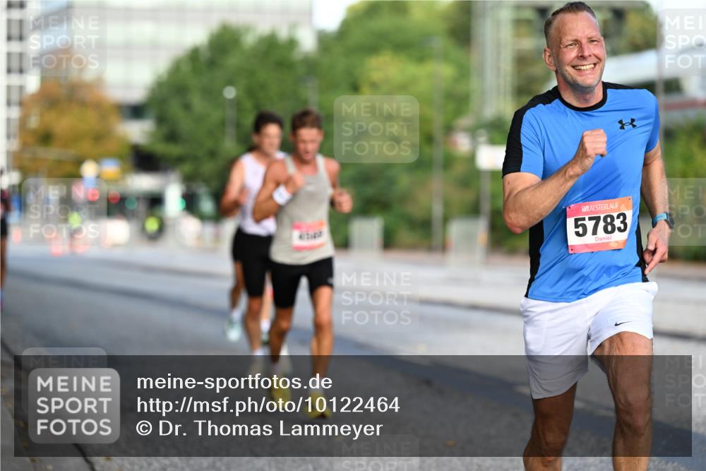 06.09.2026 - CURREX Alsterlauf Dr. Thomas Lammeyer http://msf.ph/oto/10122464 06.09.2026 09:37:46 Laufen 5783 meine-sportfotos.de
