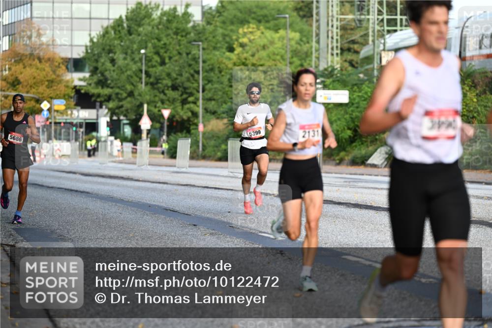 06.09.2026 - CURREX Alsterlauf Dr. Thomas Lammeyer http://msf.ph/oto/10122472 06.09.2026 09:37:49 Laufen 5686, 5399, 2131 meine-sportfotos.de