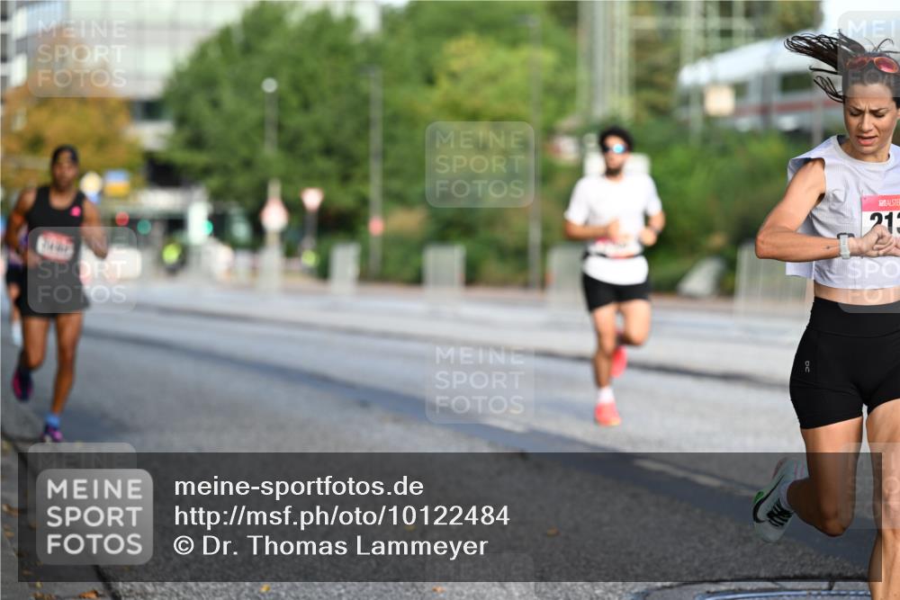 06.09.2026 - CURREX Alsterlauf Dr. Thomas Lammeyer http://msf.ph/oto/10122484 06.09.2026 09:37:50 Laufen 215 meine-sportfotos.de
