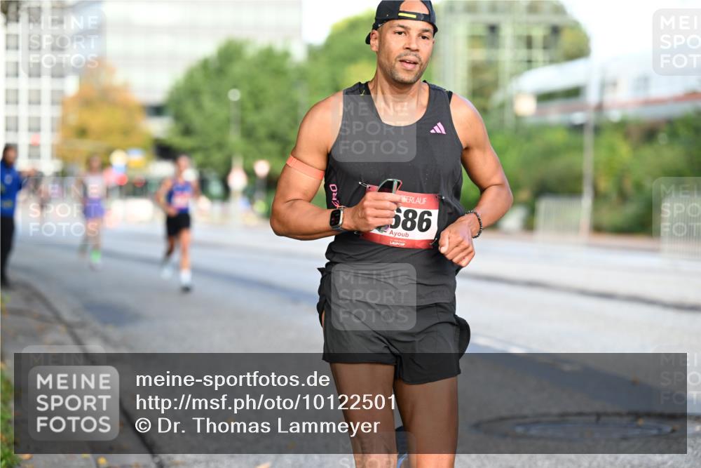 06.09.2026 - CURREX Alsterlauf Dr. Thomas Lammeyer http://msf.ph/oto/10122501 06.09.2026 09:37:54 Laufen 586 meine-sportfotos.de