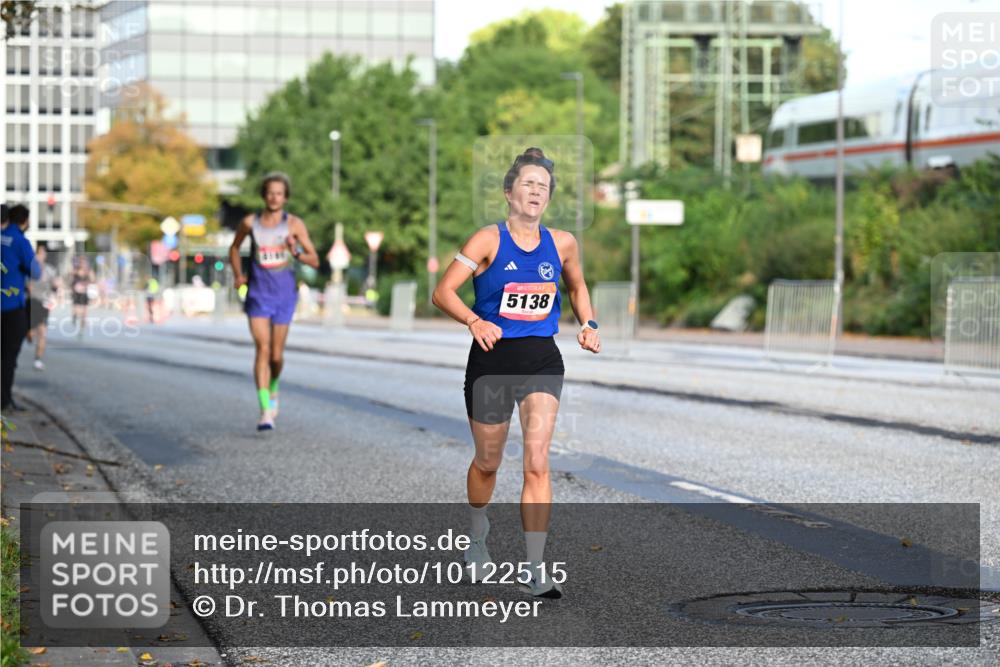 06.09.2026 - CURREX Alsterlauf Dr. Thomas Lammeyer http://msf.ph/oto/10122515 06.09.2026 09:37:57 Laufen 5138 meine-sportfotos.de