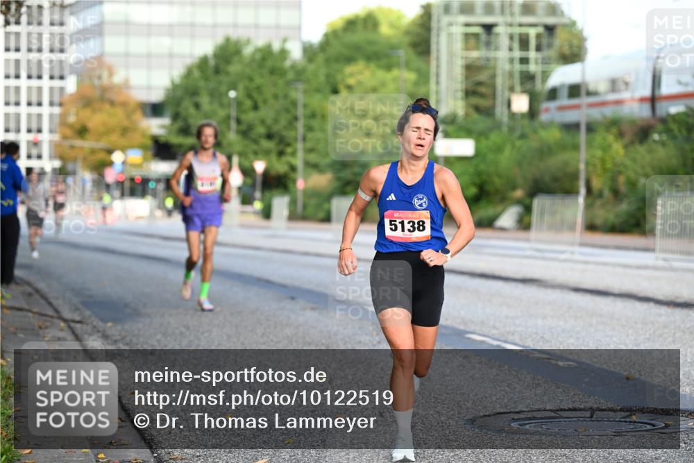 06.09.2026 - CURREX Alsterlauf Dr. Thomas Lammeyer http://msf.ph/oto/10122519 06.09.2026 09:37:58 Laufen 5138 meine-sportfotos.de