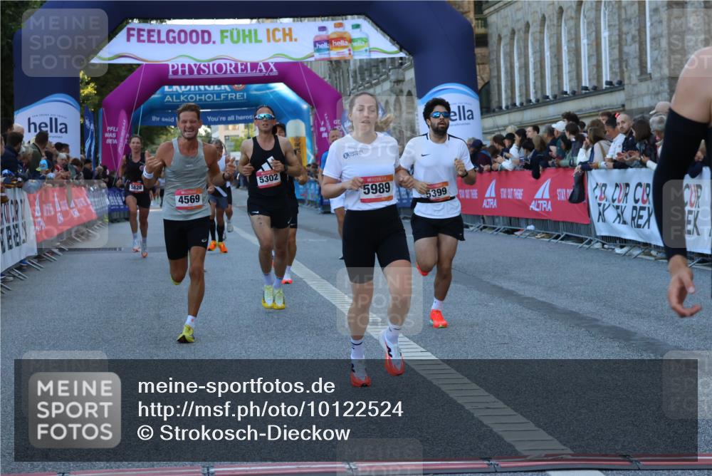 06.09.2026 - CURREX Alsterlauf Strokosch-Dieckow http://msf.ph/oto/10122524 06.09.2026 09:40:16 Ziel 2299, 2831, 3300, 4569, 5150, 5302, 5322, 5399, 5783, 5828, 5925, 5989, 6026, 6222 meine-sportfotos.de