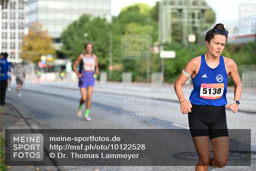 06.09.2026 - CURREX Alsterlauf Dr. Thomas Lammeyer http://msf.ph/oto/10122528 06.09.2026 09:37:58 Laufen 5138 meine-sportfotos.de