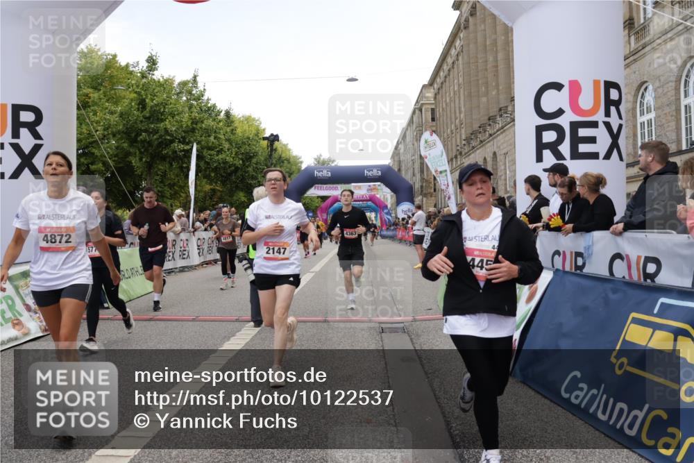 06.09.2026 - CURREX Alsterlauf Yannick Fuchs http://msf.ph/oto/10122537 06.09.2026 10:02:20 Ziel 2147, 2389, 2700, 3613, 3728, 4363, 4459, 4817, 4872, 5075, 5079, 5109, 5328, 5539, 5540, 5728, 5772, 5893, 6207, 6383 meine-sportfotos.de
