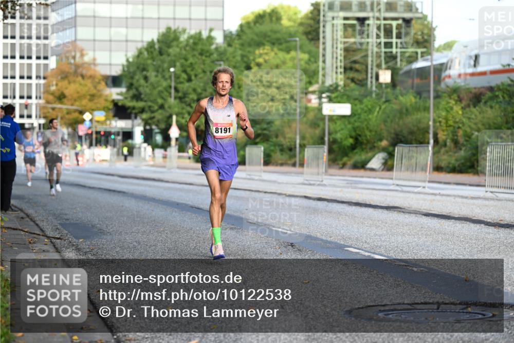 06.09.2026 - CURREX Alsterlauf Dr. Thomas Lammeyer http://msf.ph/oto/10122538 06.09.2026 09:37:59 Laufen 8191 meine-sportfotos.de