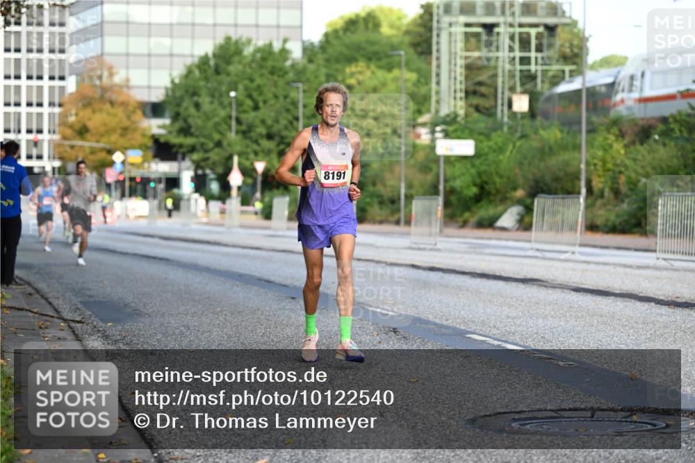 06.09.2026 - CURREX Alsterlauf Dr. Thomas Lammeyer http://msf.ph/oto/10122540 06.09.2026 09:37:59 Laufen 8191 meine-sportfotos.de