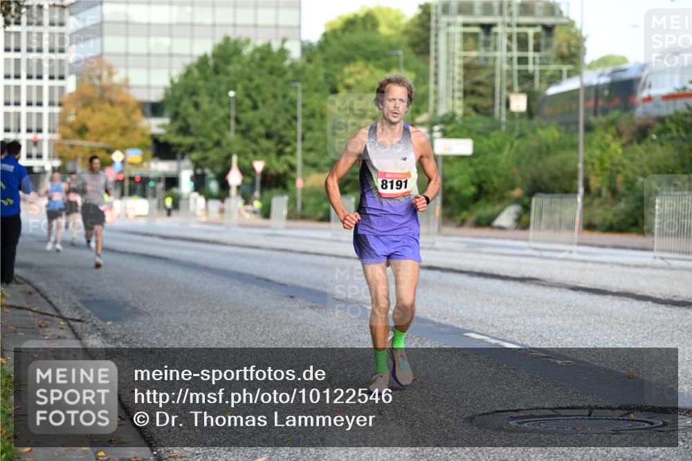 06.09.2026 - CURREX Alsterlauf Dr. Thomas Lammeyer http://msf.ph/oto/10122546 06.09.2026 09:38:00 Laufen 8191 meine-sportfotos.de
