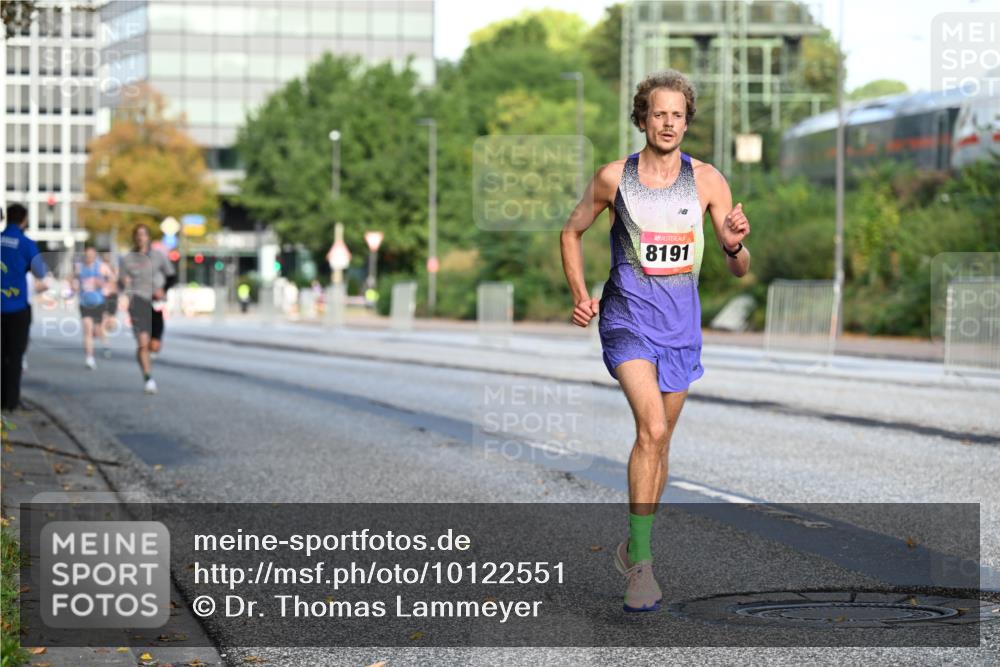 06.09.2026 - CURREX Alsterlauf Dr. Thomas Lammeyer http://msf.ph/oto/10122551 06.09.2026 09:38:00 Laufen 8191 meine-sportfotos.de