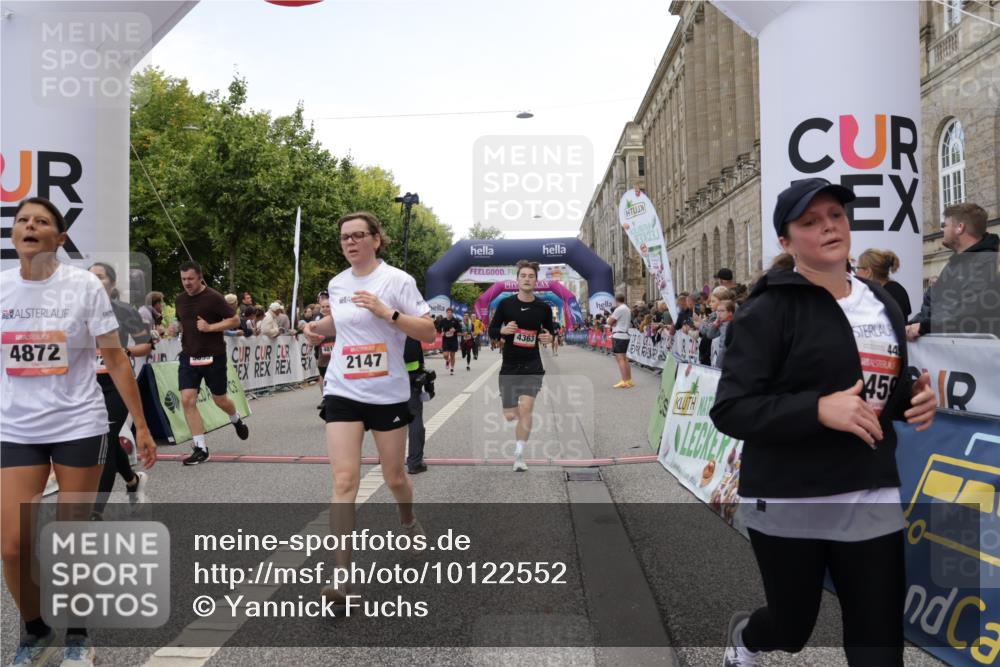 06.09.2026 - CURREX Alsterlauf Yannick Fuchs http://msf.ph/oto/10122552 06.09.2026 10:02:21 Ziel 2147, 2389, 2700, 3447, 3613, 3728, 4363, 4459, 4817, 4872, 5075, 5079, 5109, 5328, 5539, 5540, 5655, 5772, 5893, 6207, 6383 meine-sportfotos.de