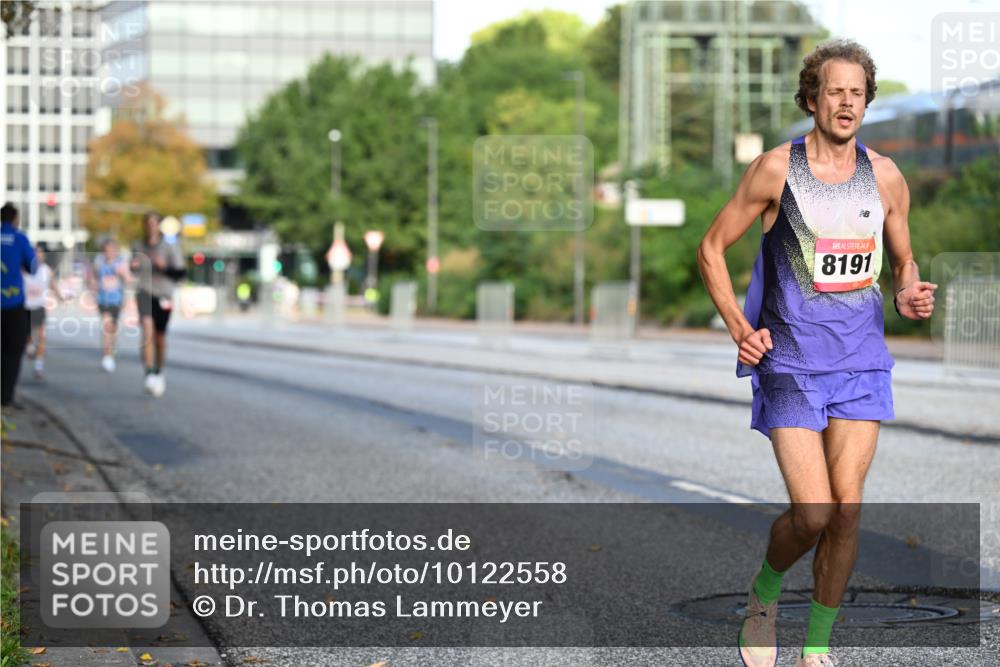 06.09.2026 - CURREX Alsterlauf Dr. Thomas Lammeyer http://msf.ph/oto/10122558 06.09.2026 09:38:01 Laufen 8191 meine-sportfotos.de
