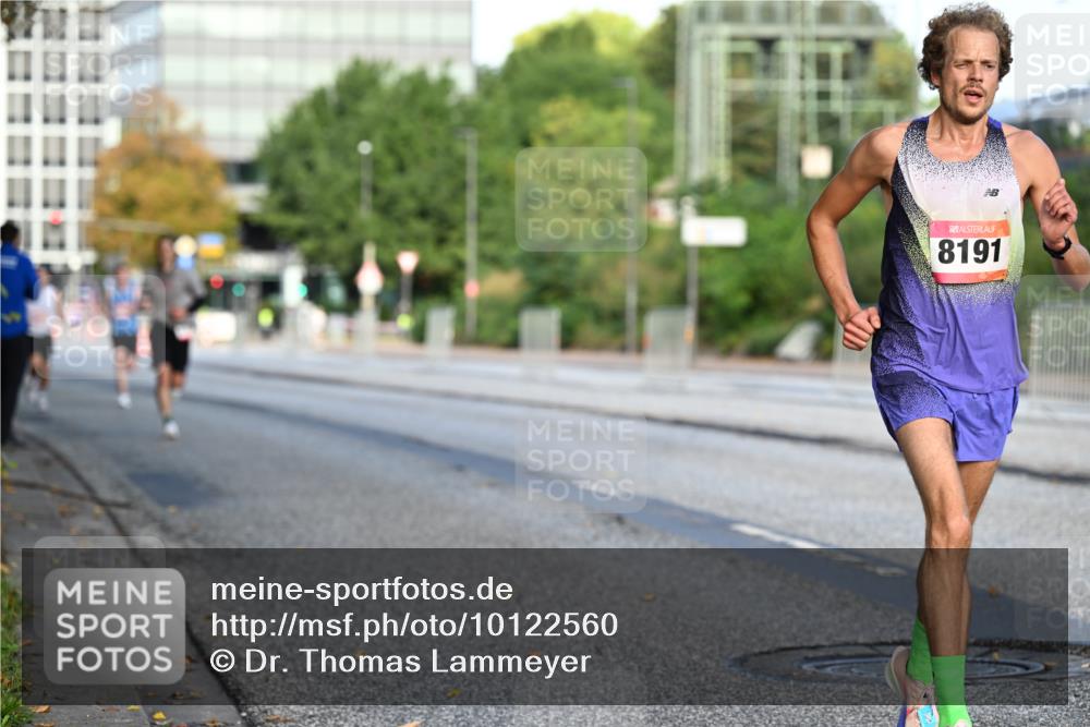06.09.2026 - CURREX Alsterlauf Dr. Thomas Lammeyer http://msf.ph/oto/10122560 06.09.2026 09:38:01 Laufen 8191 meine-sportfotos.de
