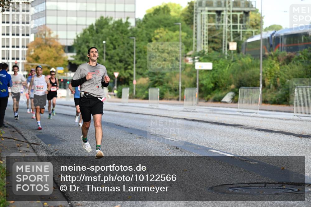 06.09.2026 - CURREX Alsterlauf Dr. Thomas Lammeyer http://msf.ph/oto/10122566 06.09.2026 09:38:05 Laufen 3954, 50 meine-sportfotos.de