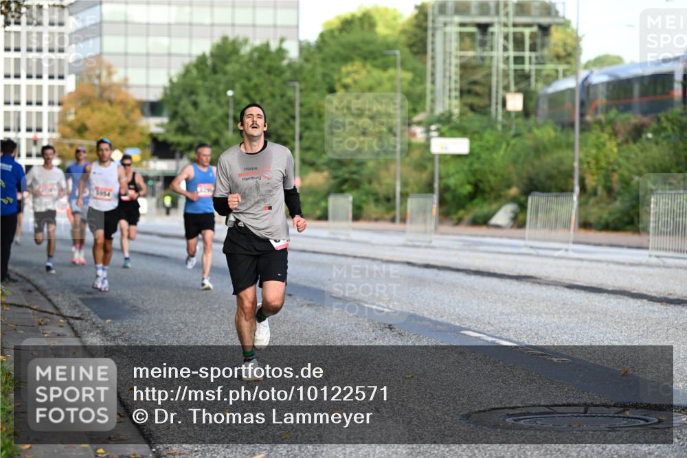 06.09.2026 - CURREX Alsterlauf Dr. Thomas Lammeyer http://msf.ph/oto/10122571 06.09.2026 09:38:05 Laufen  meine-sportfotos.de
