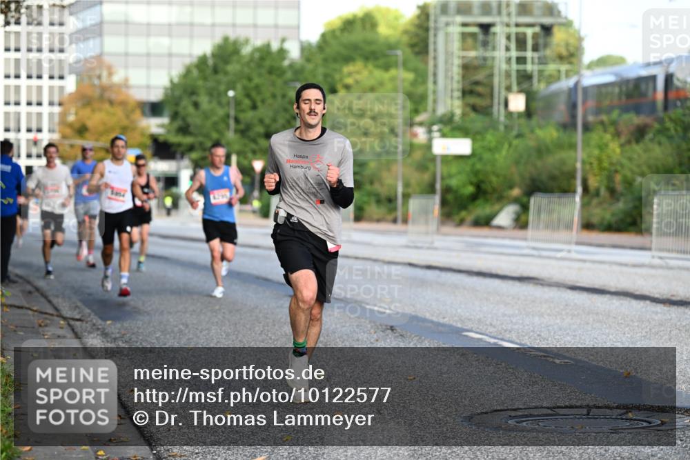 06.09.2026 - CURREX Alsterlauf Dr. Thomas Lammeyer http://msf.ph/oto/10122577 06.09.2026 09:38:06 Laufen  meine-sportfotos.de