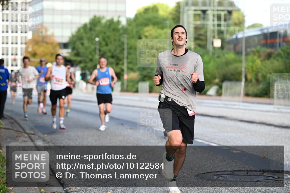 06.09.2026 - CURREX Alsterlauf Dr. Thomas Lammeyer http://msf.ph/oto/10122584 06.09.2026 09:38:06 Laufen  meine-sportfotos.de