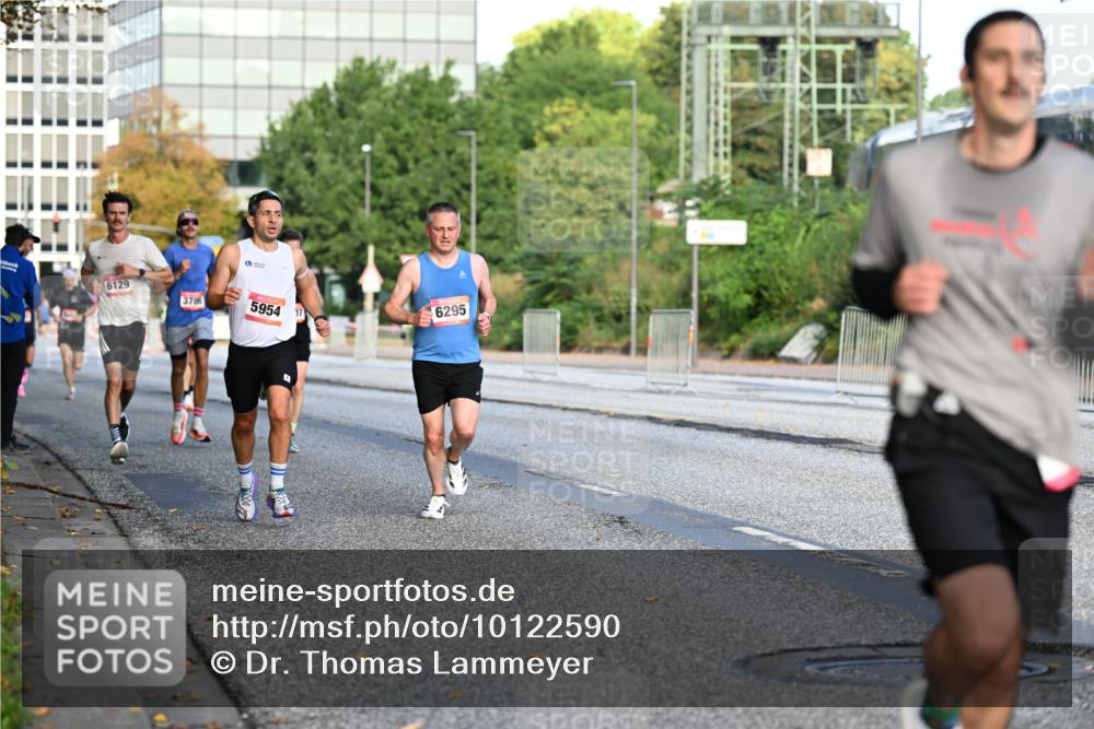 06.09.2026 - CURREX Alsterlauf Dr. Thomas Lammeyer http://msf.ph/oto/10122590 06.09.2026 09:38:07 Laufen 6129, 3786, 5954, 6295 meine-sportfotos.de