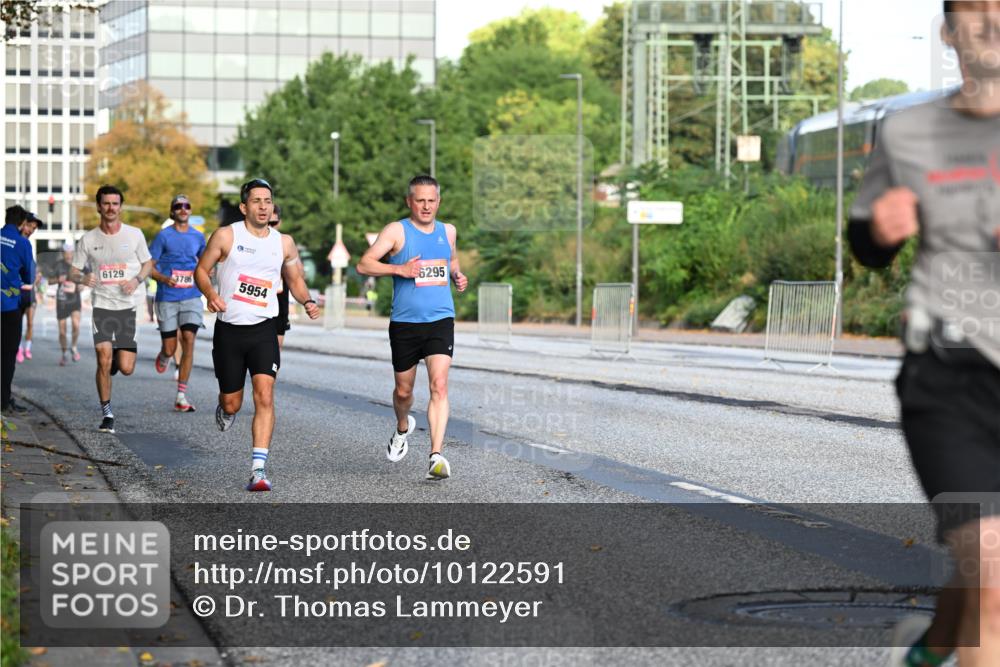 06.09.2026 - CURREX Alsterlauf Dr. Thomas Lammeyer http://msf.ph/oto/10122591 06.09.2026 09:38:07 Laufen 6129, 3786, 5954, 6295 meine-sportfotos.de