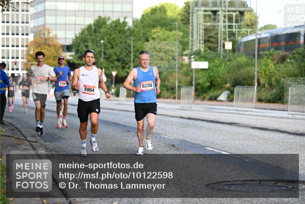 06.09.2026 - CURREX Alsterlauf Dr. Thomas Lammeyer http://msf.ph/oto/10122598 06.09.2026 09:38:08 Laufen 612, 3786, 5954, 6295 meine-sportfotos.de