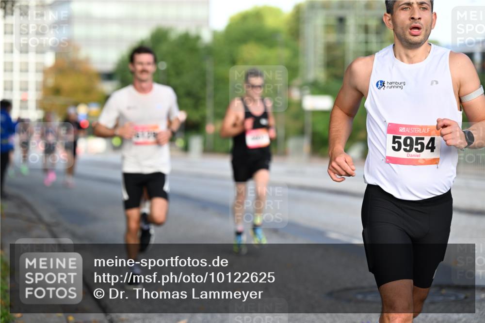06.09.2026 - CURREX Alsterlauf Dr. Thomas Lammeyer http://msf.ph/oto/10122625 06.09.2026 09:38:10 Laufen 5954 meine-sportfotos.de