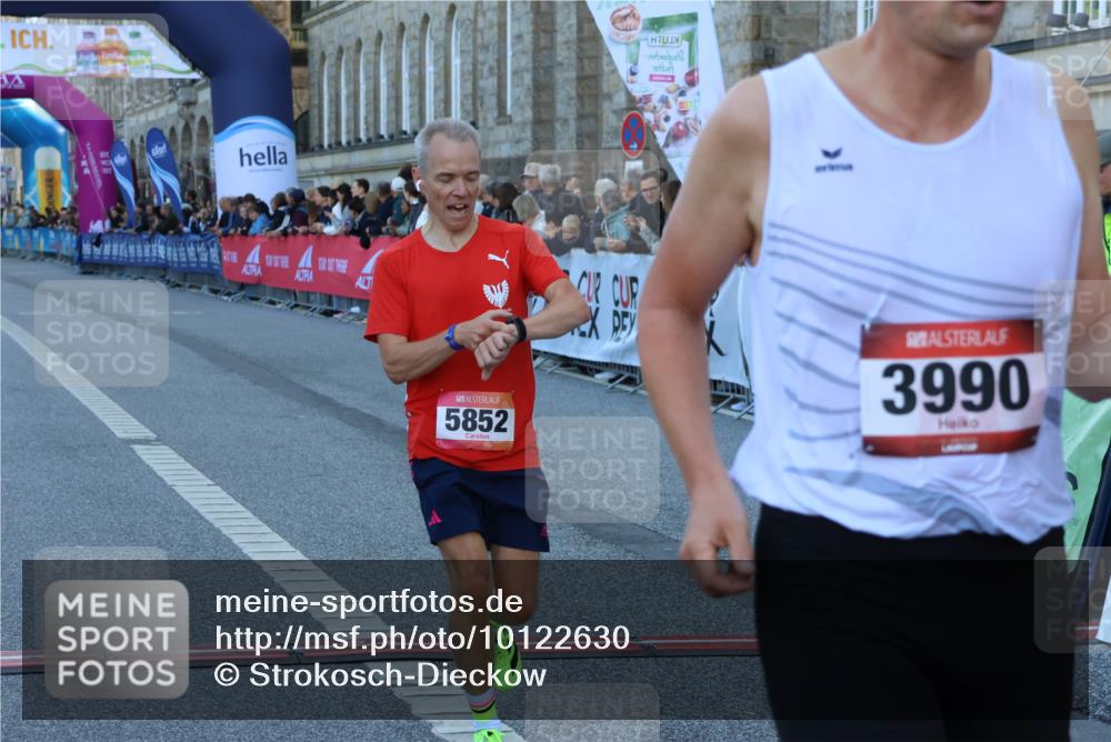 06.09.2026 - CURREX Alsterlauf Strokosch-Dieckow http://msf.ph/oto/10122630 06.09.2026 09:40:25 Ziel 2299, 3990, 4569, 4636, 5302, 5399, 5783, 5828, 5852, 6222 meine-sportfotos.de