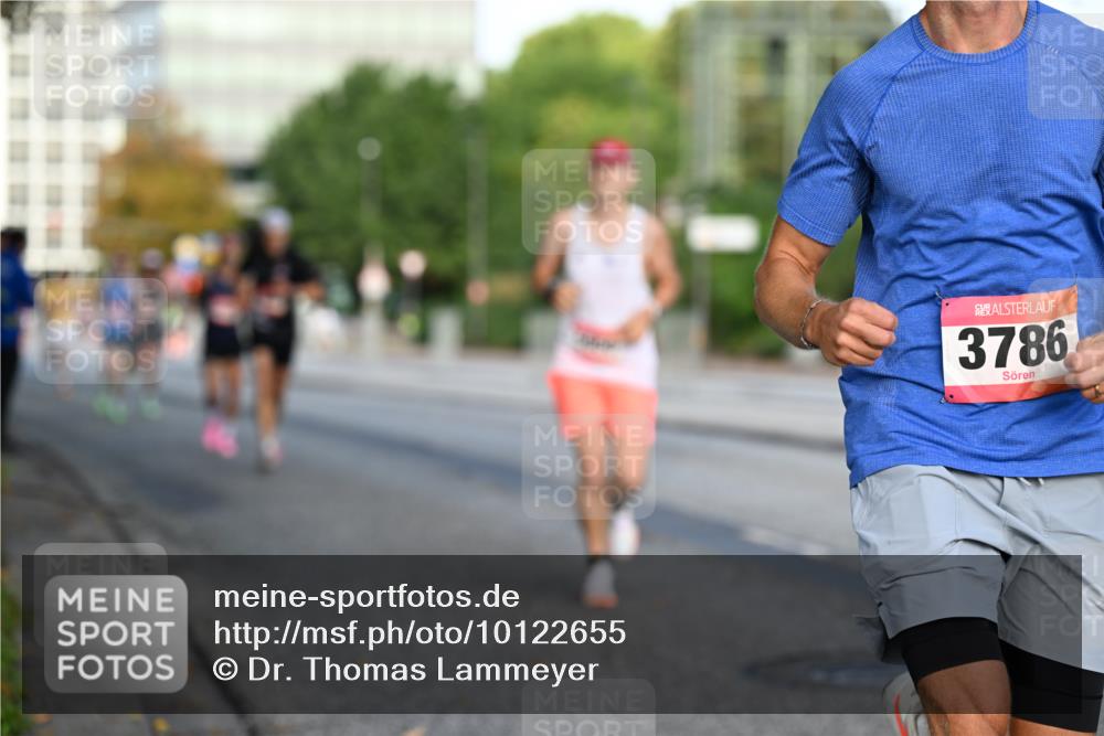 06.09.2026 - CURREX Alsterlauf Dr. Thomas Lammeyer http://msf.ph/oto/10122655 06.09.2026 09:38:13 Laufen 3786 meine-sportfotos.de