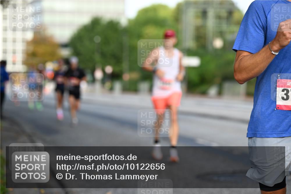 06.09.2026 - CURREX Alsterlauf Dr. Thomas Lammeyer http://msf.ph/oto/10122656 06.09.2026 09:38:13 Laufen 3 meine-sportfotos.de