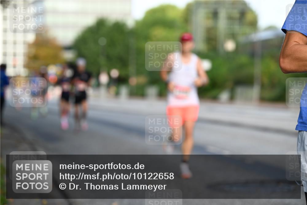 06.09.2026 - CURREX Alsterlauf Dr. Thomas Lammeyer http://msf.ph/oto/10122658 06.09.2026 09:38:13 Laufen  meine-sportfotos.de