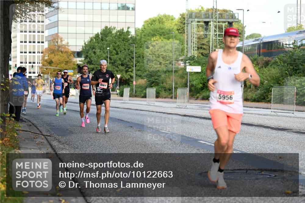 06.09.2026 - CURREX Alsterlauf Dr. Thomas Lammeyer http://msf.ph/oto/10122663 06.09.2026 09:38:14 Laufen 8061, 5956, 5768, 5602 meine-sportfotos.de